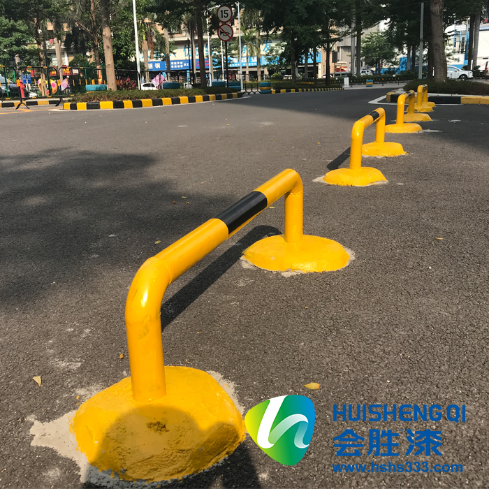 河南开封涂刷道路反光漆护栏工程圆满成功