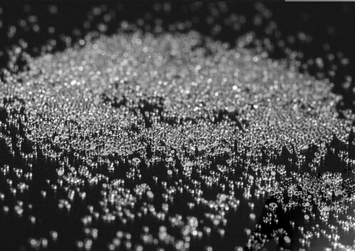 反光漆的重要部分——反光晶体价格持续攀升