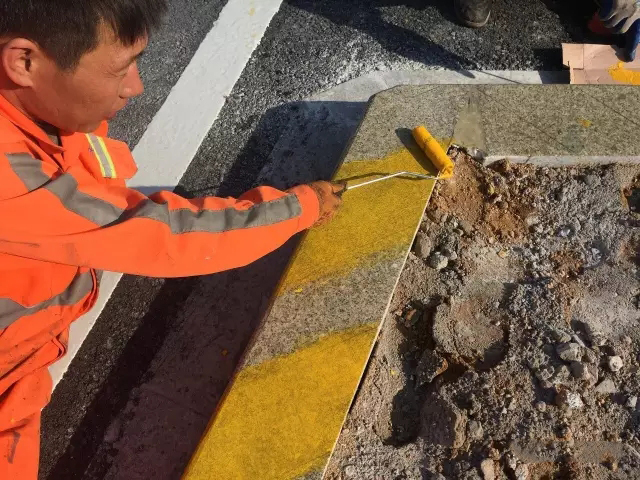 您不了解反光油漆与底材的关系！施工方必须了解