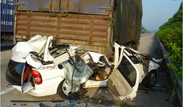 汇胜马路反光漆：你应该是要成为榜样的