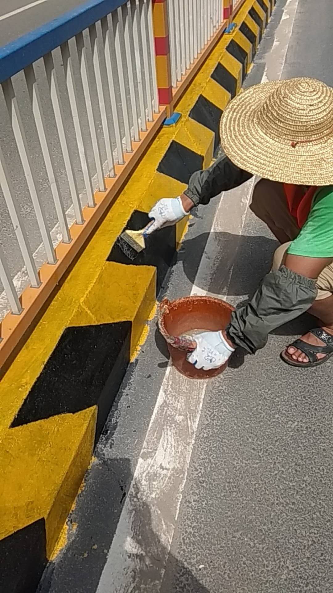 你的反光漆施工方法用对了吗？正确的应该是这样……