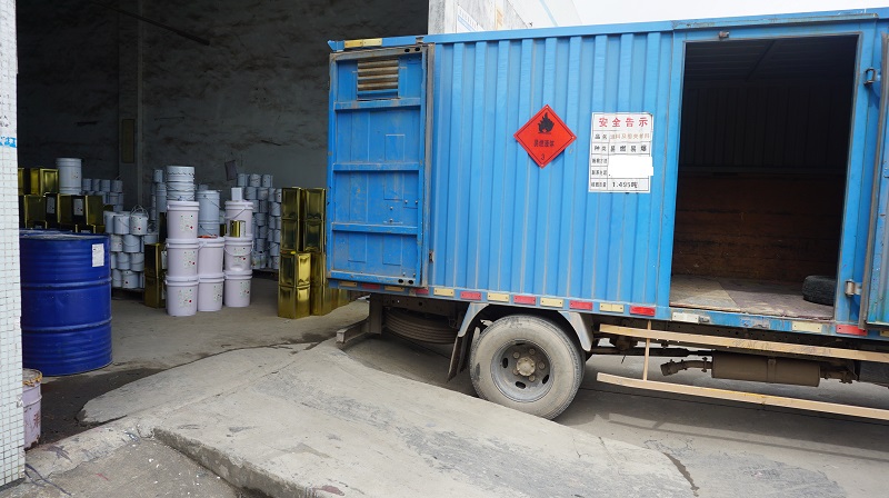 这样的高强反光漆，广西贺州的施工队又怎么会错过！