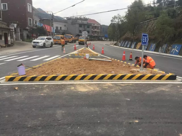 道路专用反光漆