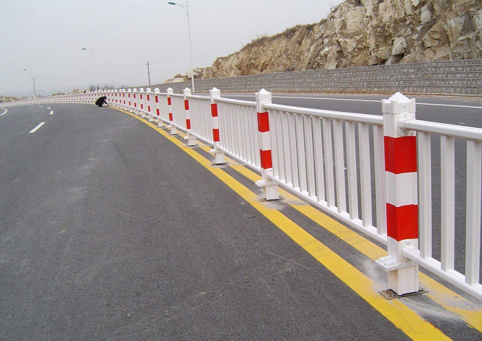 道路护栏反光漆