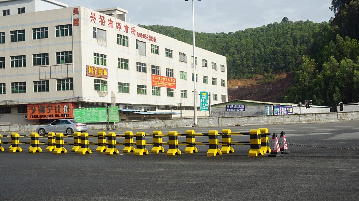 什么情况下的水泥墩专用反光漆需要进行翻新？