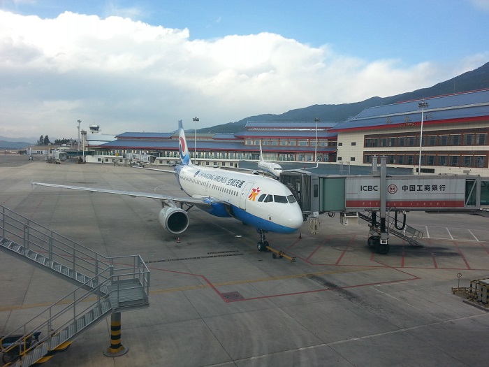 这样的机场高强反光漆有几个不爱？