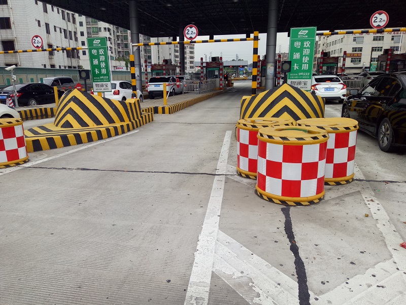 高速路防撞墩反光漆的存储稳定性测试