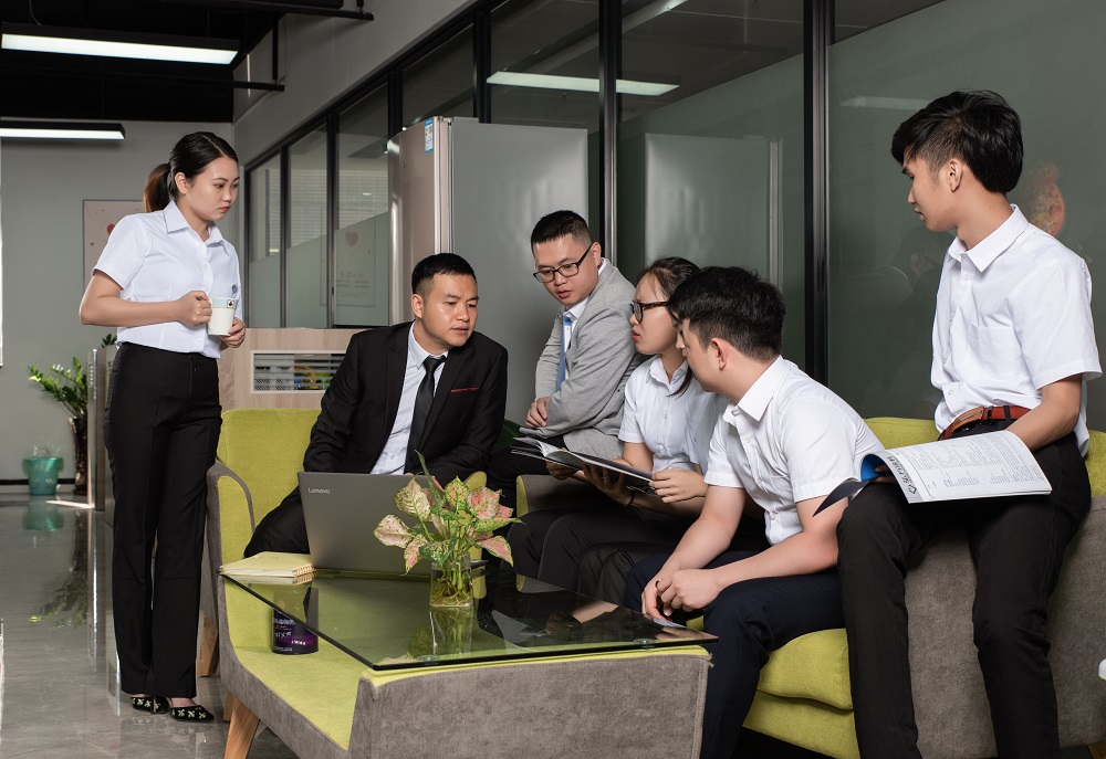 来自东莞汇胜化工一位反光漆业务员的工作日常