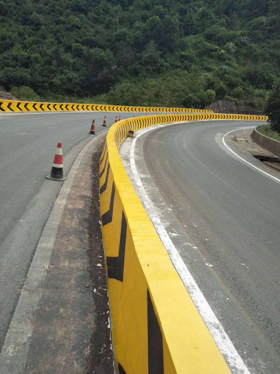 警示反光油漆的环保节能之路漫漫