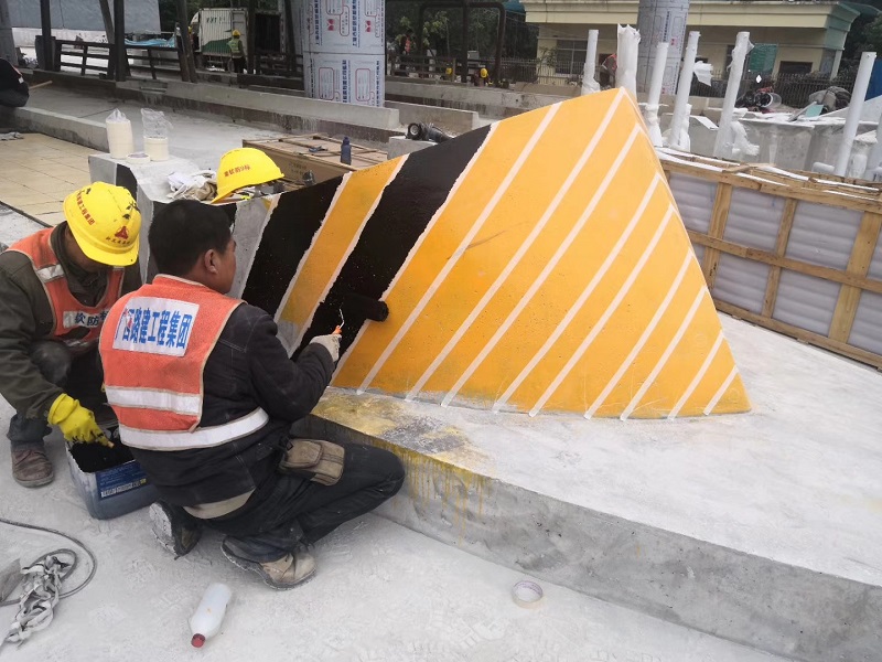 这样的天气环境适合进行道路反光油漆施工吗？