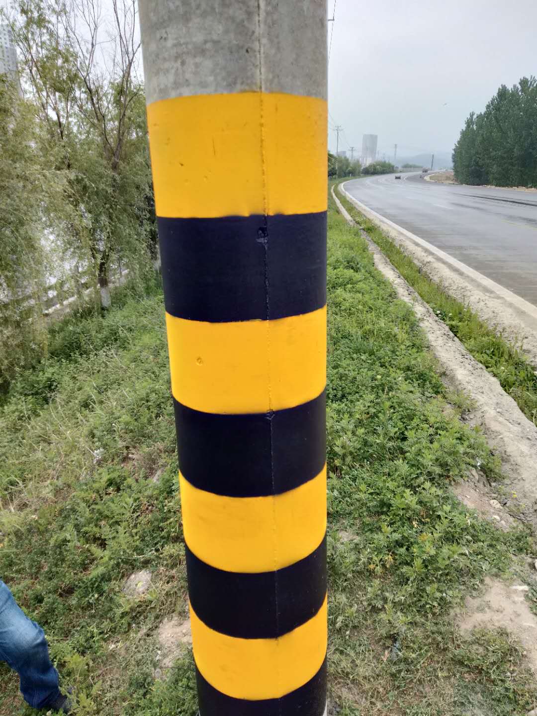 电线杆反光涂料的特点详细剖析