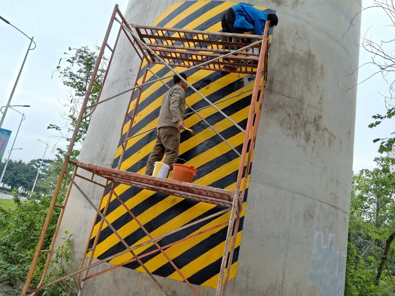 混凝土防撞墩反光涂料的施工问题该如何避免？