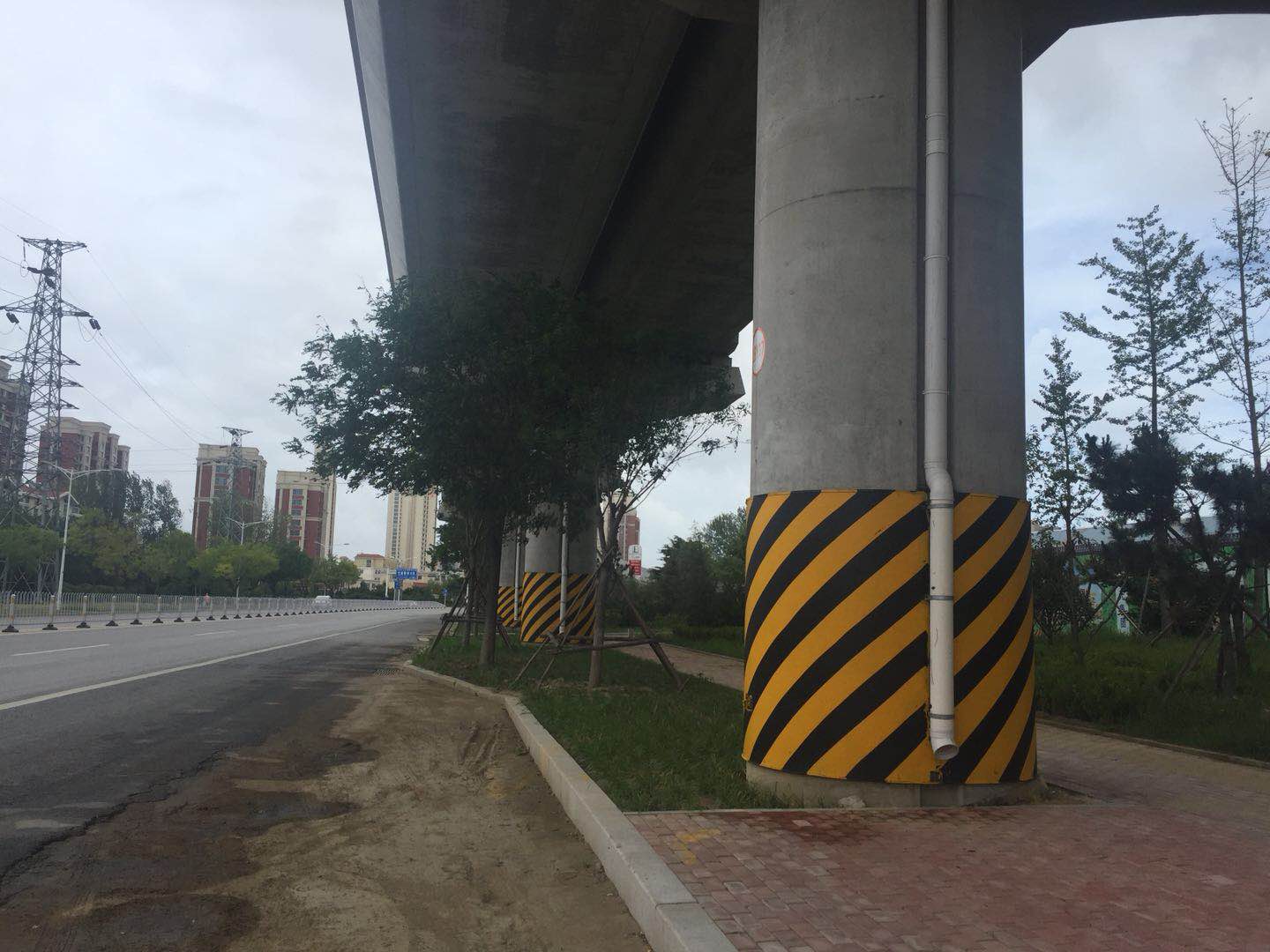 影响桥梁安全反光漆遮盖力的原因有哪些