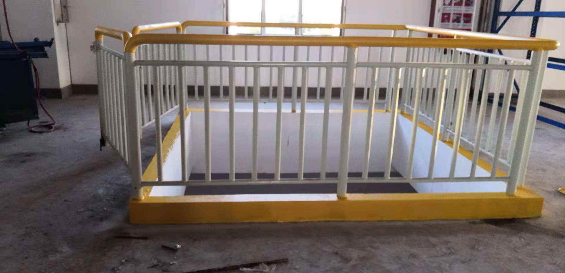 安全防护反光漆如何增强反光效果