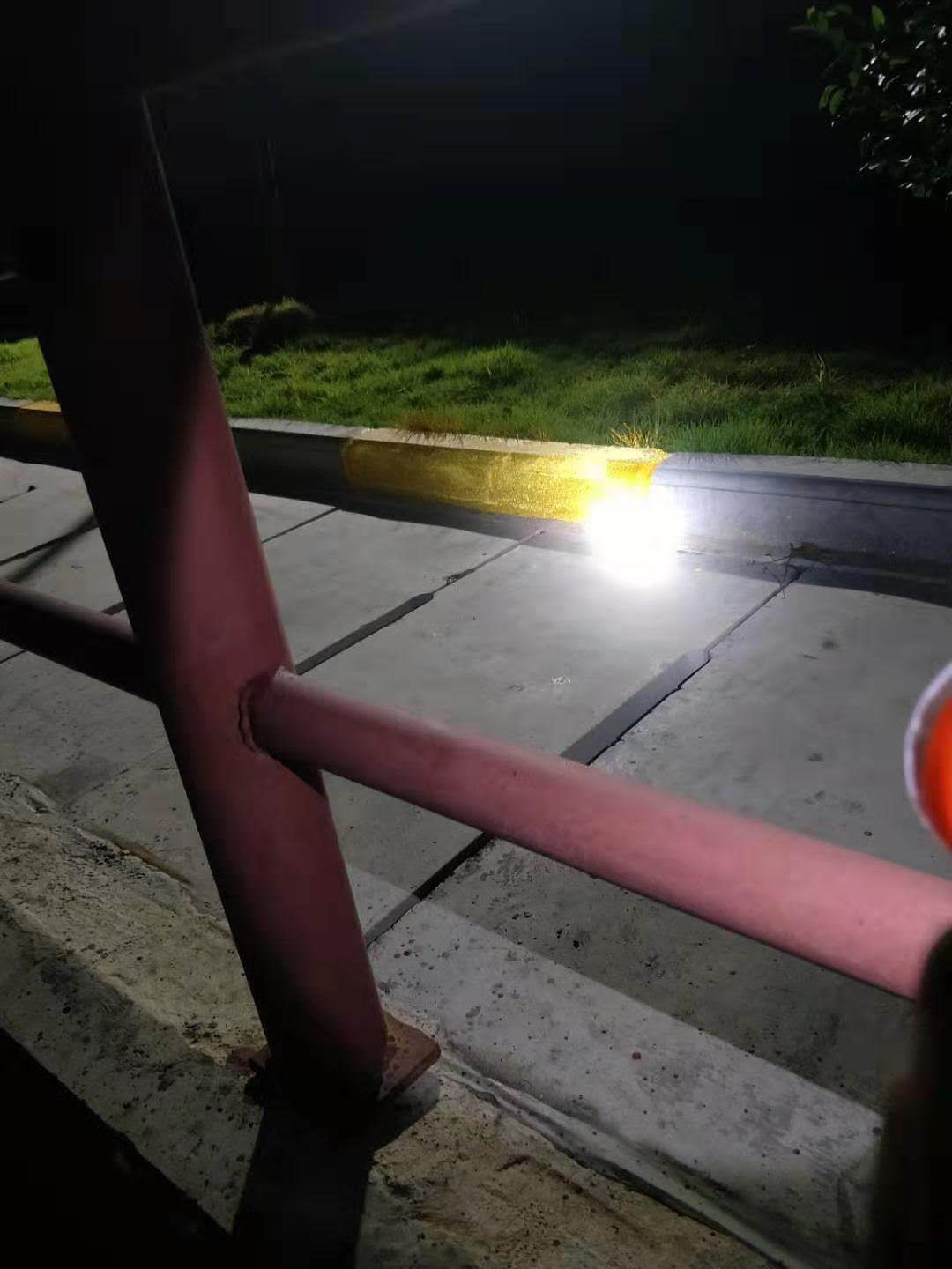 反光漆真的可以反光吗？