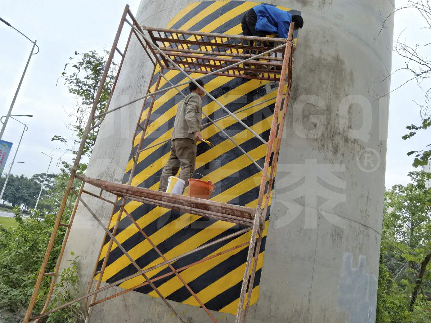 道路立面反光漆漆膜厚度多少合适？