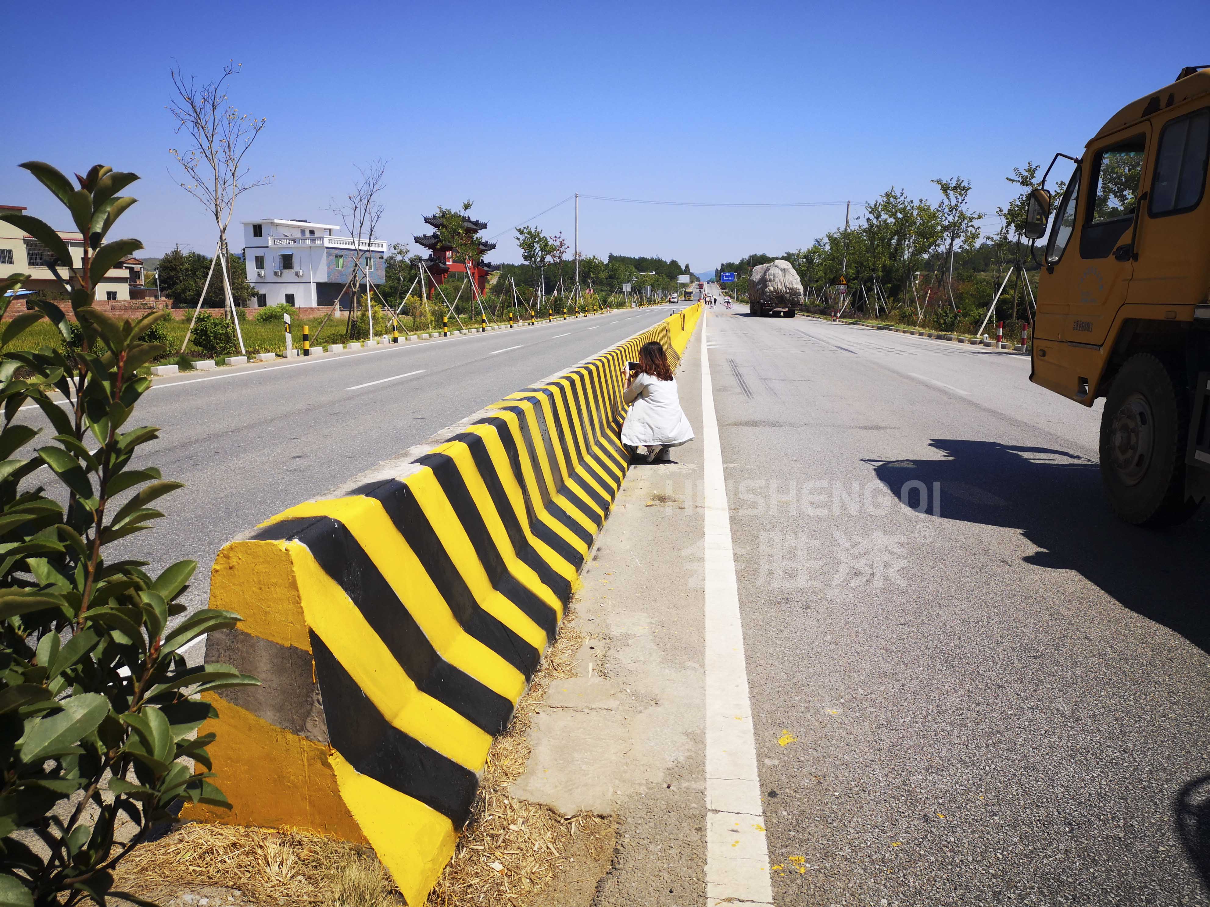 广东哪里有道路设施油漆供应商？