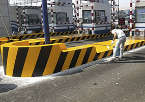 【广深高速收费站改造工程】反光漆涂刷施工效果