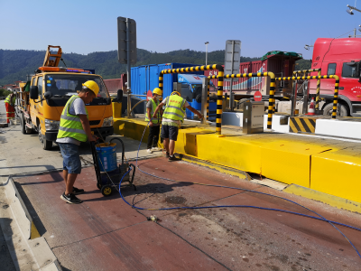 道路警示工程为什么会选择会胜反光油漆？