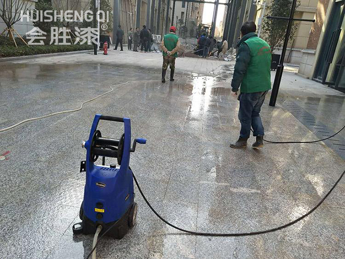 地平漆产生气味怎么办？