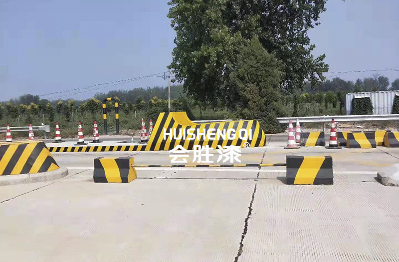 刷水泥制品的油漆都有什么特点？