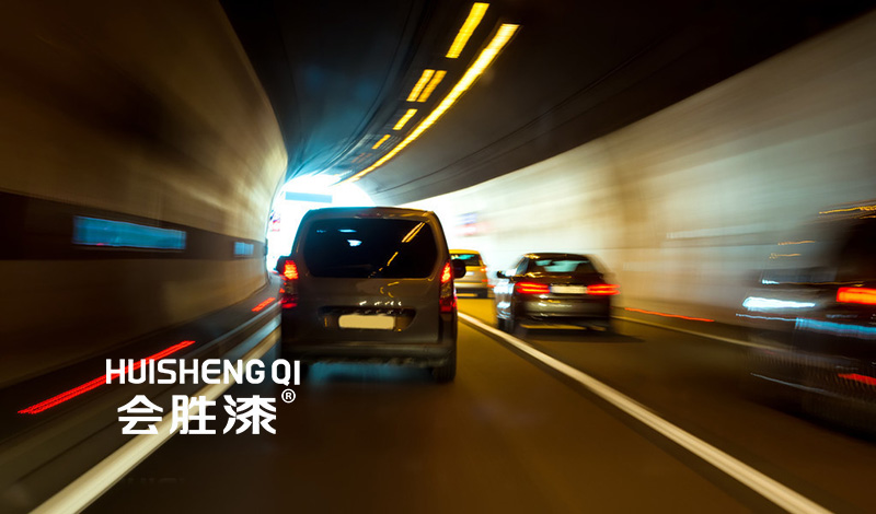 环境会影响公路隧道反光漆施工吗？