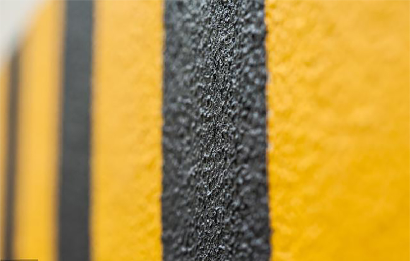 路面反光漆应用领域