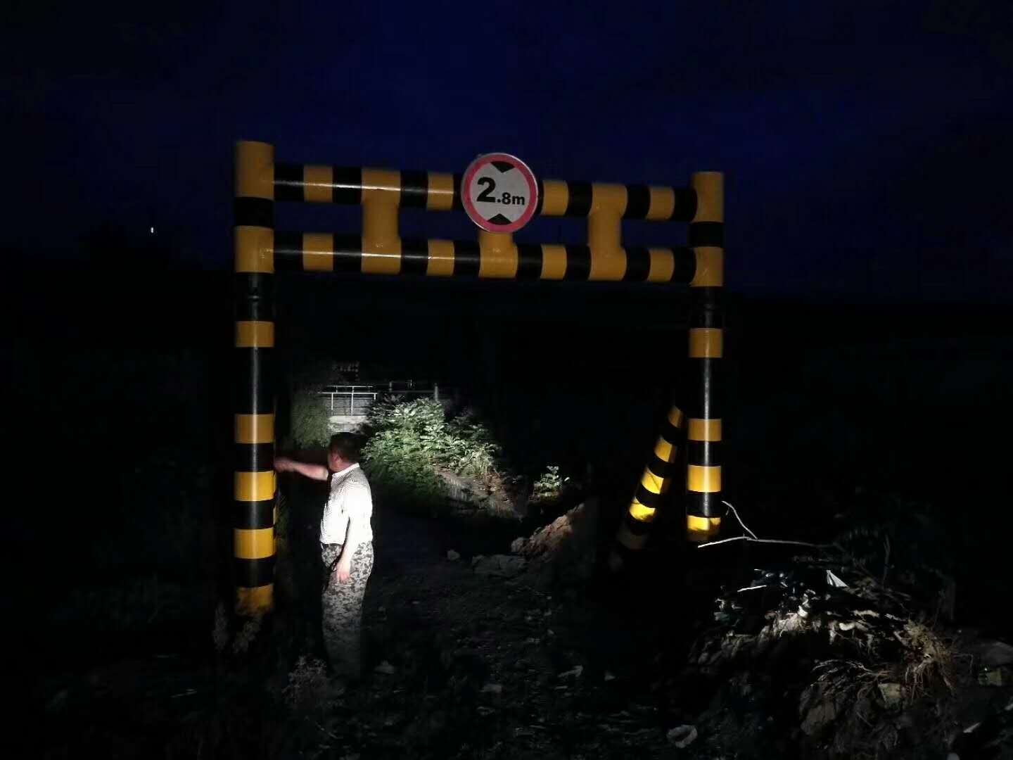 限高杆反光漆 限高杆反光漆