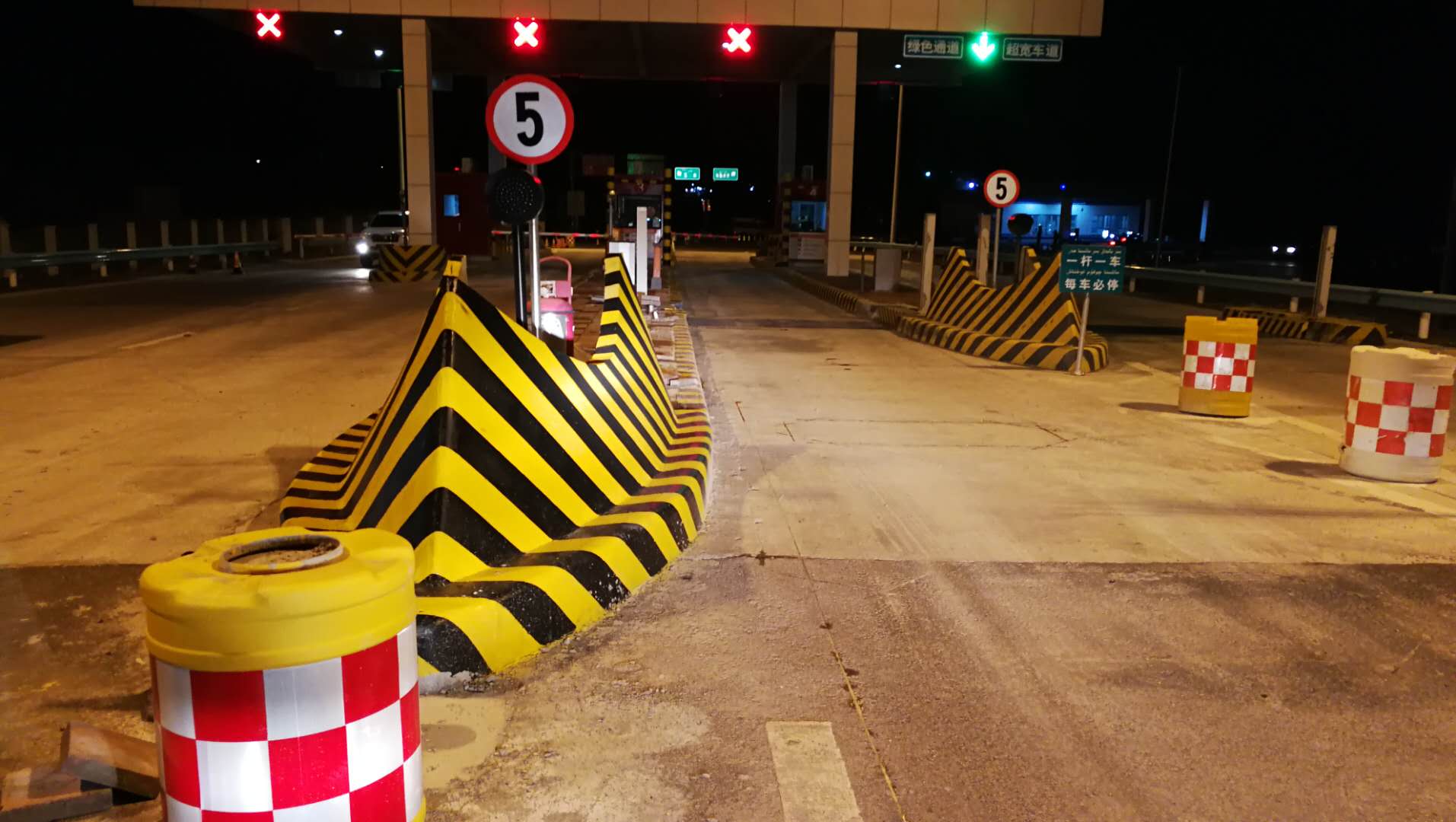 高速收费站反光漆