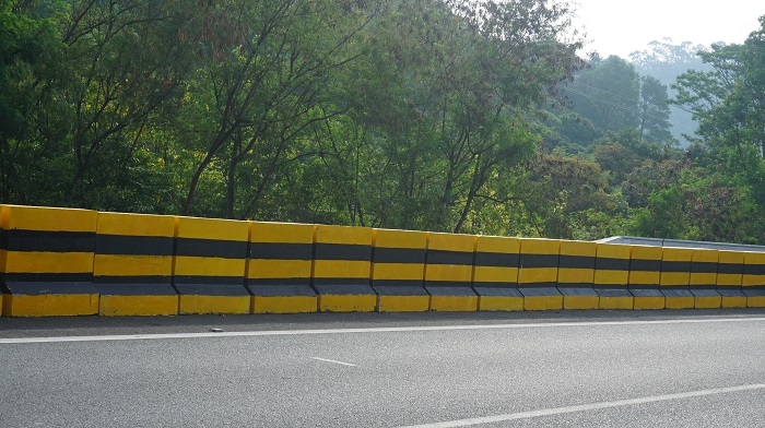 防撞墩专用反光涂料 防撞墩专用反光涂料