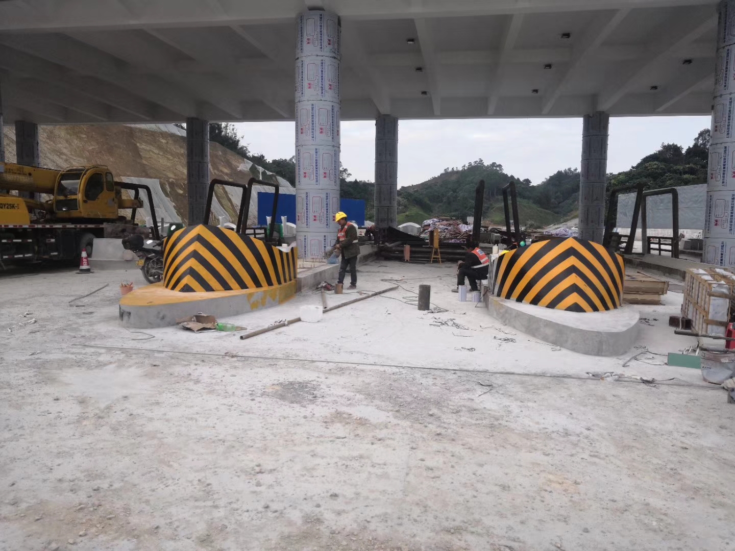 安全岛反光漆施工 安全岛反光漆施工