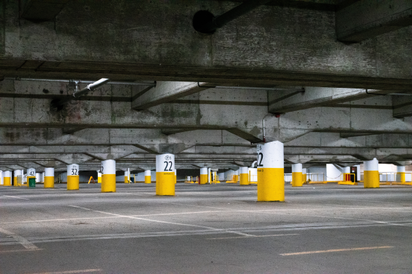 1576896152740305.png 蜂蜜浏览器_empty-concrete-parking-lot-3095713.png